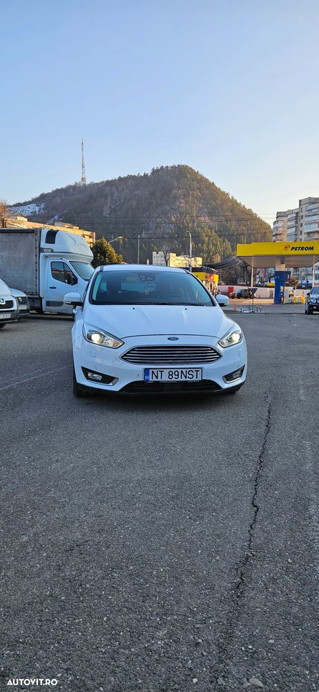 Ford Focus - 7
