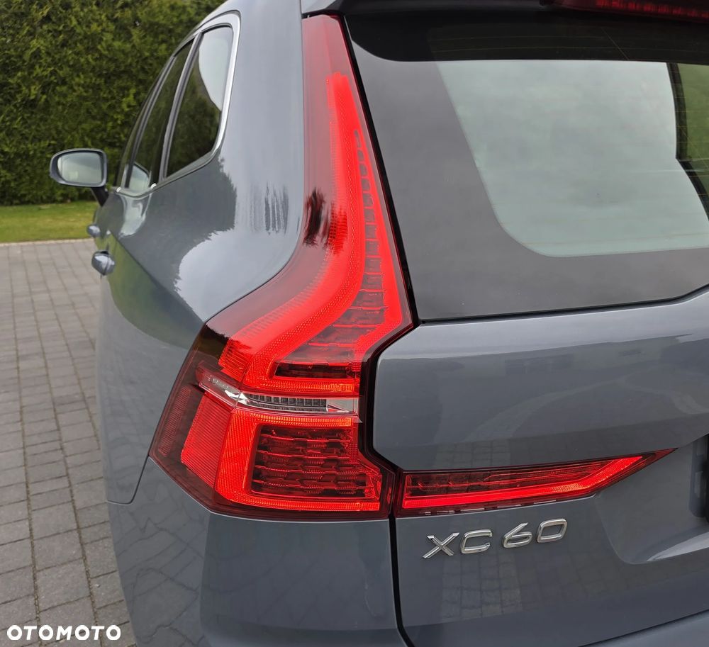 Volvo XC 60 B4 D Geartronic Momentum Pro - 17