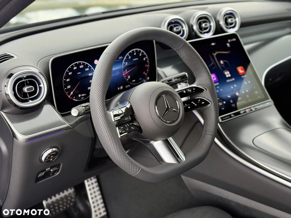 Mercedes-Benz GLC - 22