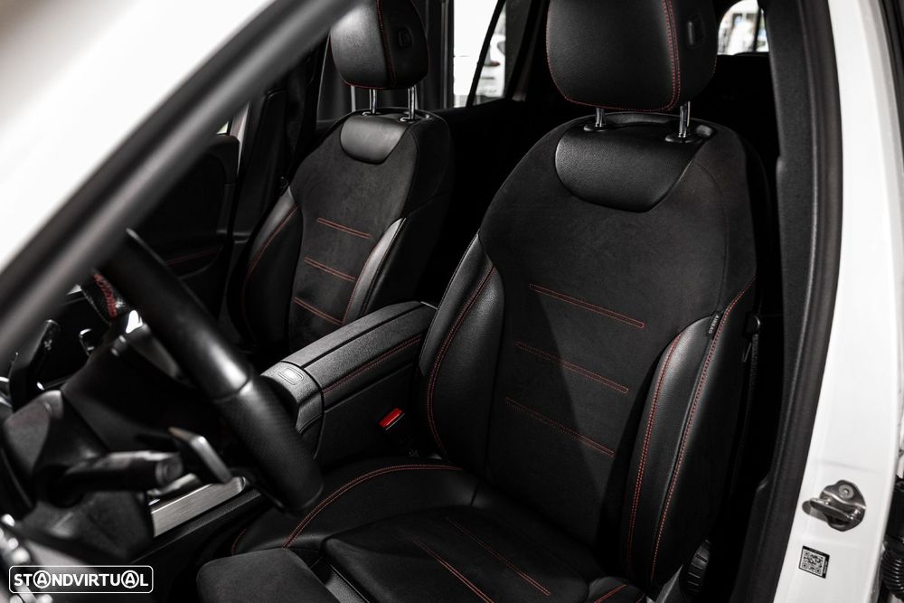 Mercedes-Benz EQB 350 4Matic AMG Line - 23