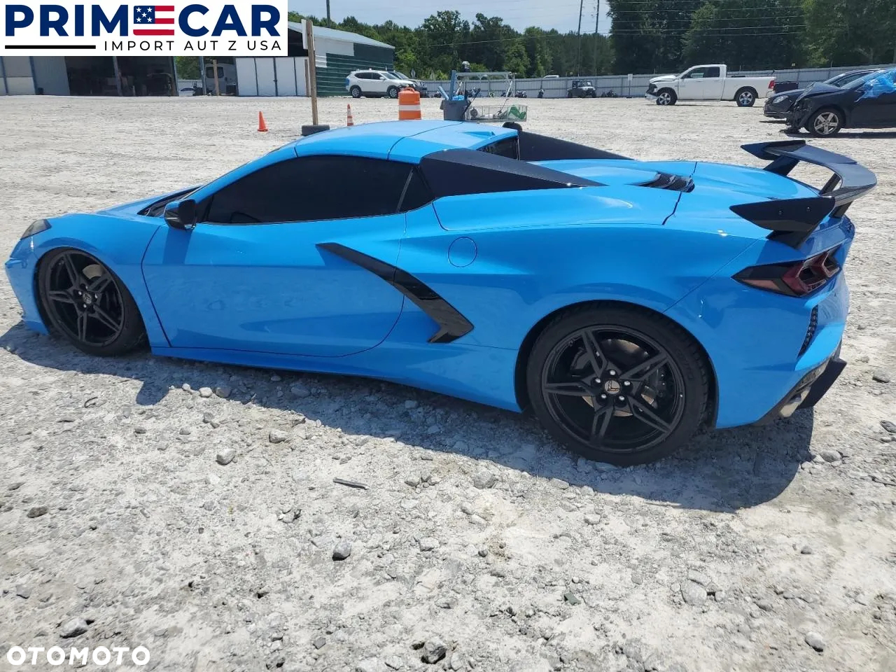 Chevrolet Corvette - 4