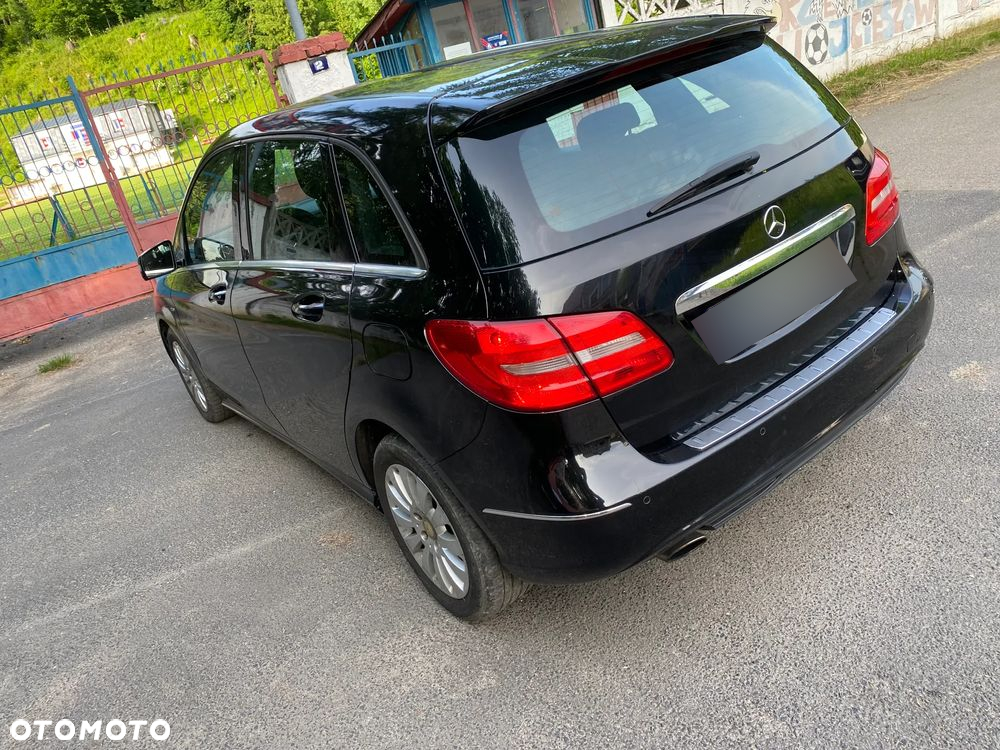 Mercedes-Benz Klasa B 180 (BlueEFFICIENCY) - 10