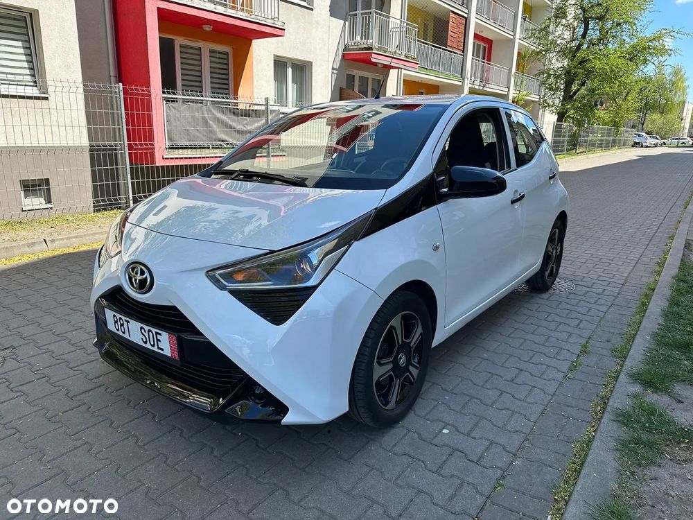 Toyota Aygo x-clusive Style Selection - 1