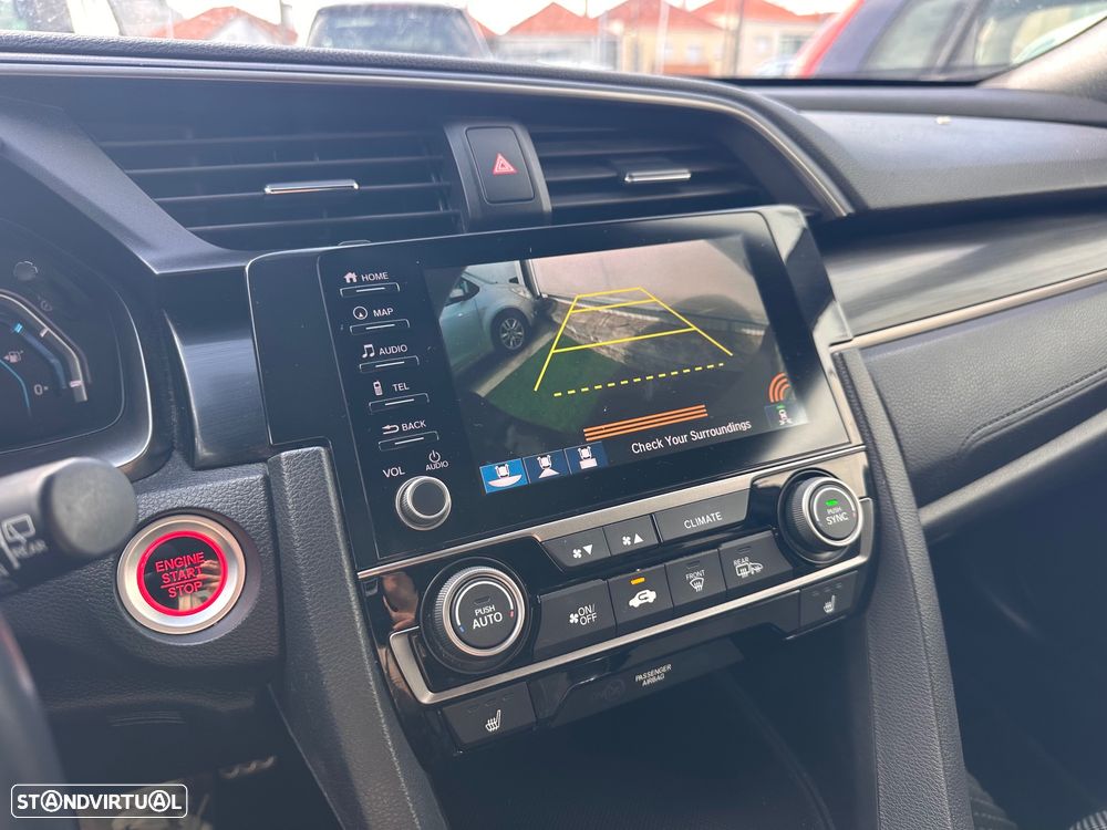 Honda Civic 1.0 i-VTEC Elegance Navi - 4
