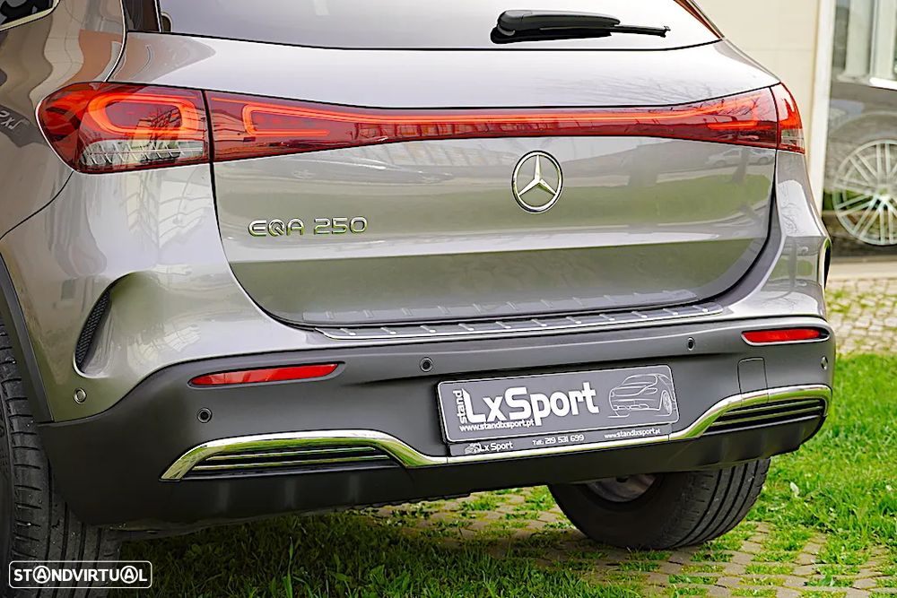 Mercedes-Benz EQA 250 AMG Line - 14