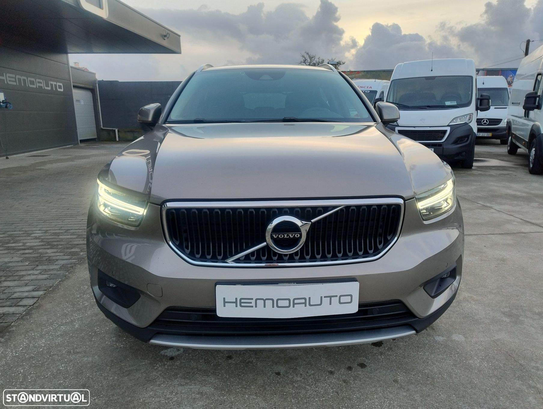 Volvo XC 40 2.0 D3 Momentum - 4