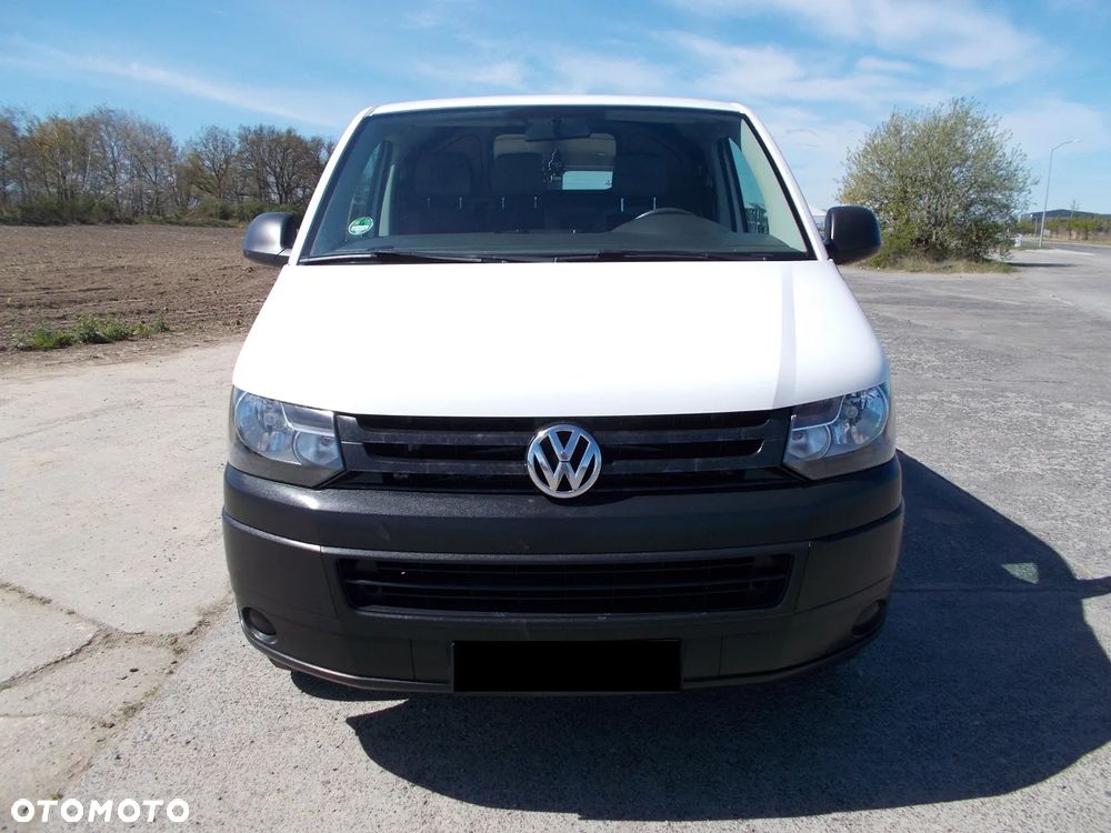 Volkswagen Transporter - 9