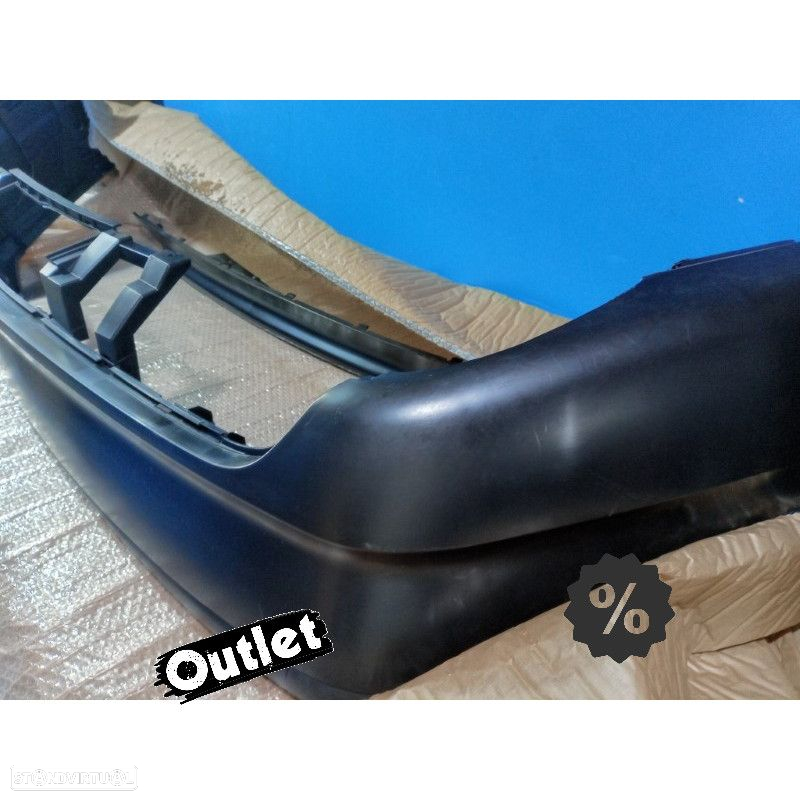 C002111C12 PÁRA-CHOQUES TRASEIRO BMW E46 BERLINA LOOK M 98-05 SEM PDC - 4