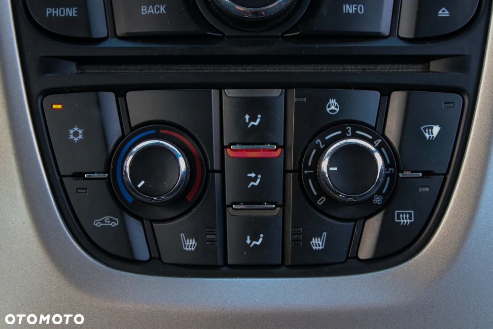 Opel Astra 1.4 Turbo Edition - 22