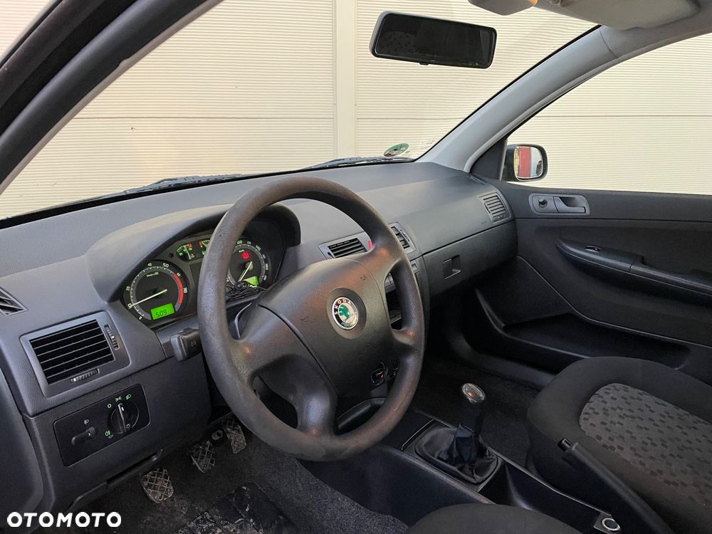 Skoda Fabia - 13
