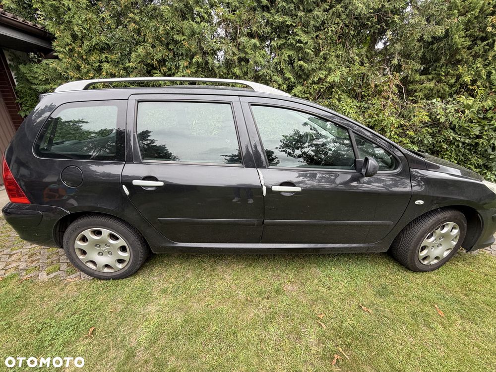Peugeot 307 - 1