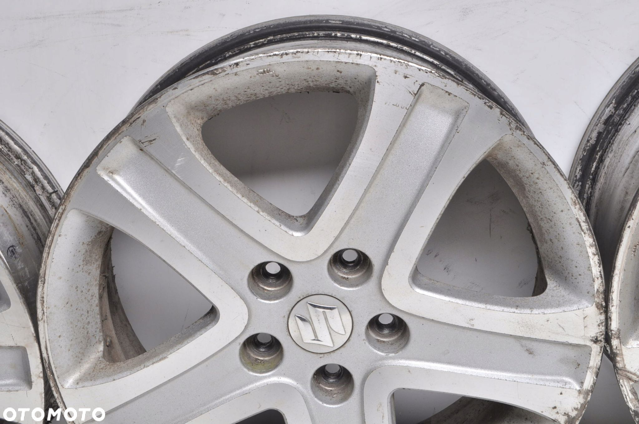 SUZUKI GRAND VITARA II FELGI ALUMINIOWE R17" 6.5J 5X114.3 ET45 66J0 - 12