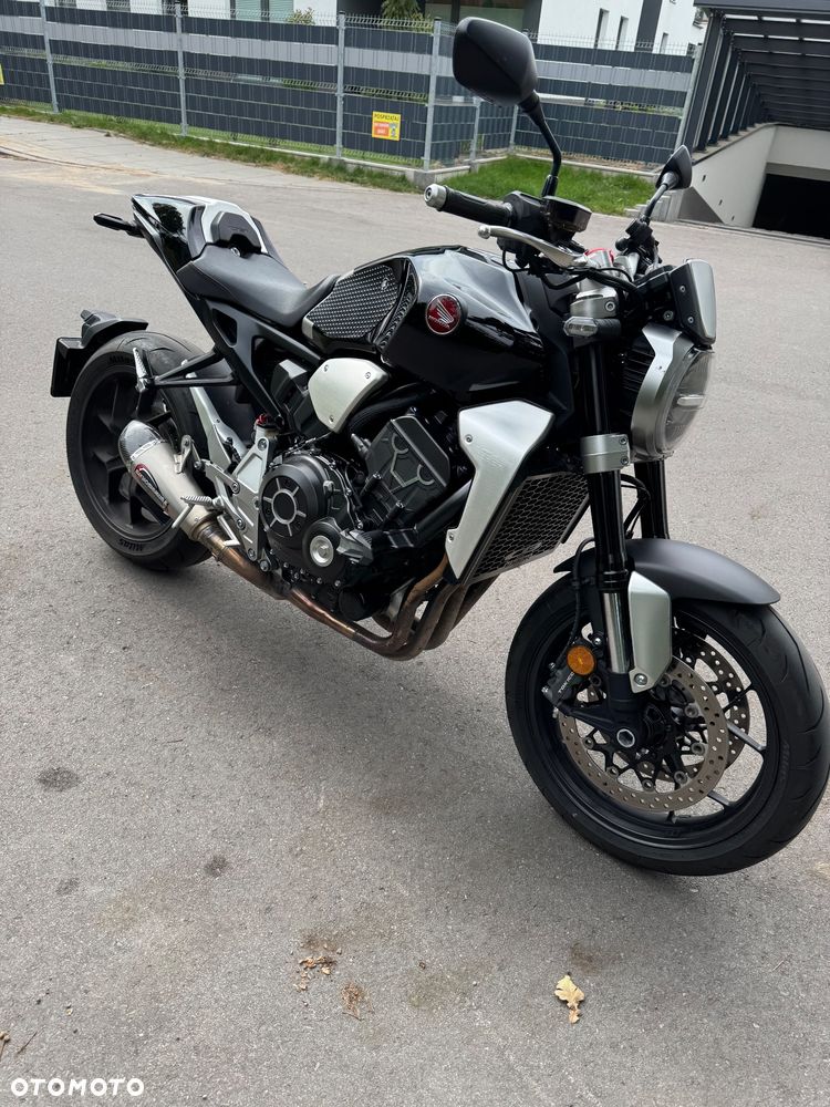 Honda CB - 11