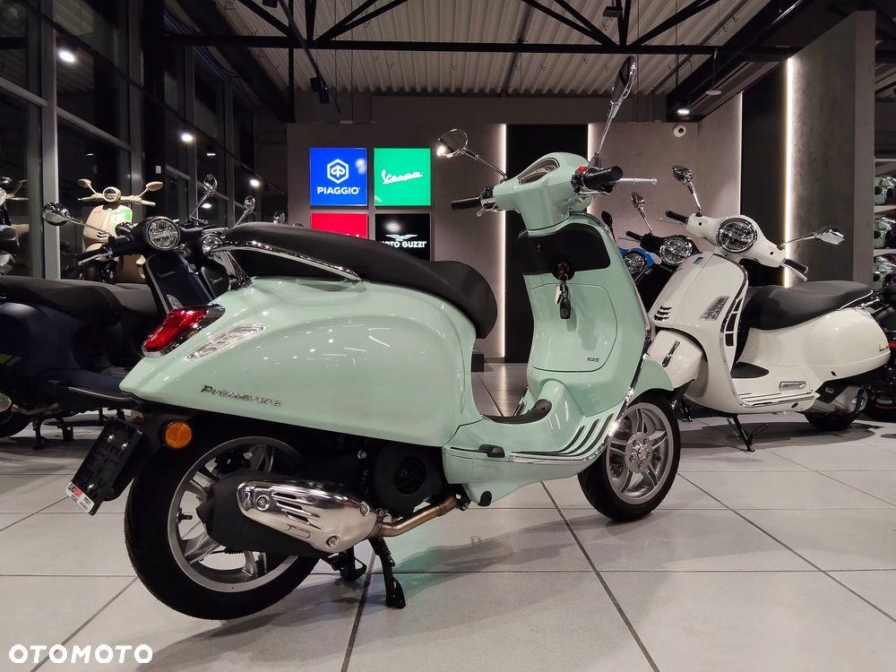 Vespa Primavera - 4