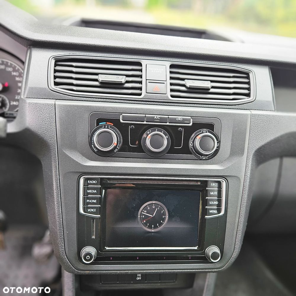 Volkswagen Caddy - 22