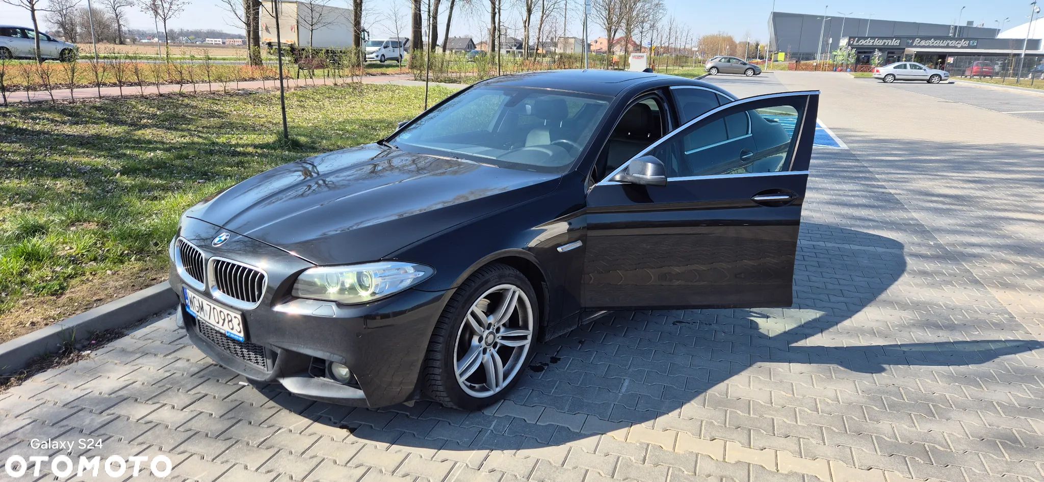 BMW Seria 5 528i - 1