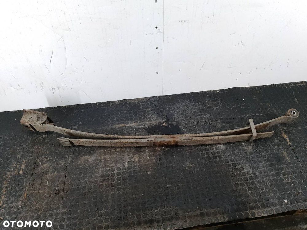 RESOR TYŁ RENAULT MASTER II 2.5 DCI - 4