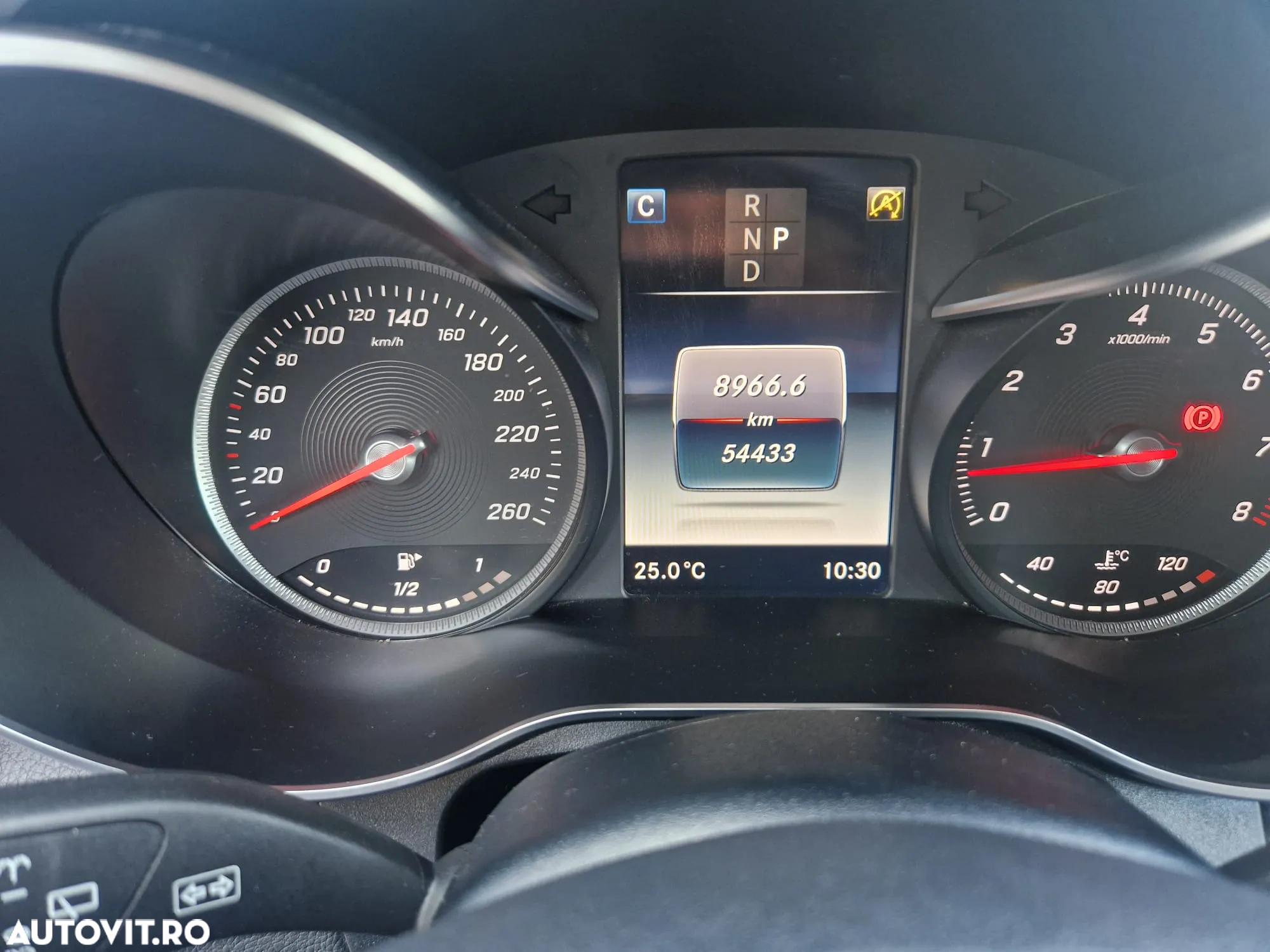 Mercedes-Benz GLC 250 4Matic 9G-TRONIC Exclusive - 10