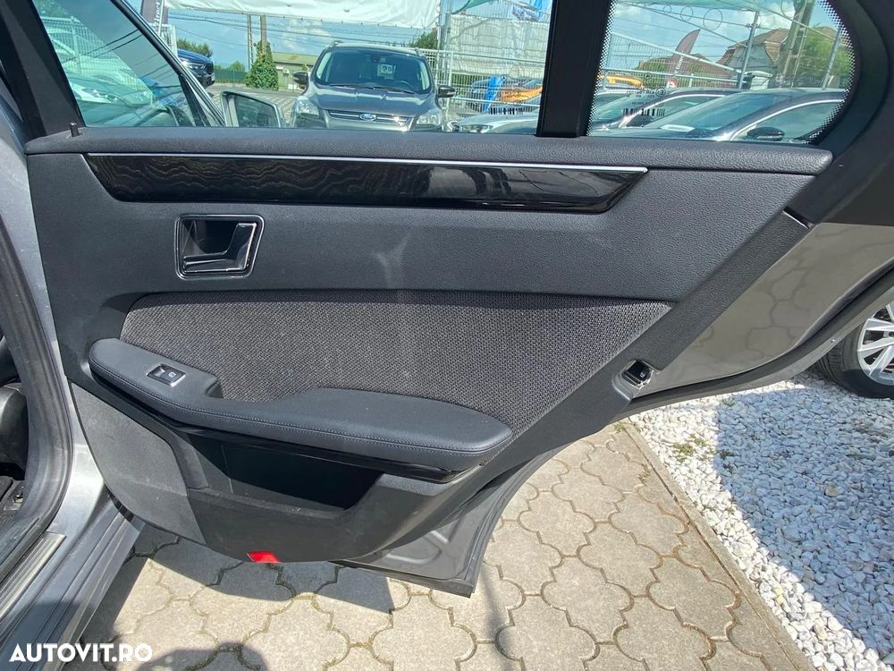 Mercedes-Benz E 200 CDI BlueEfficiency Aut. - 24