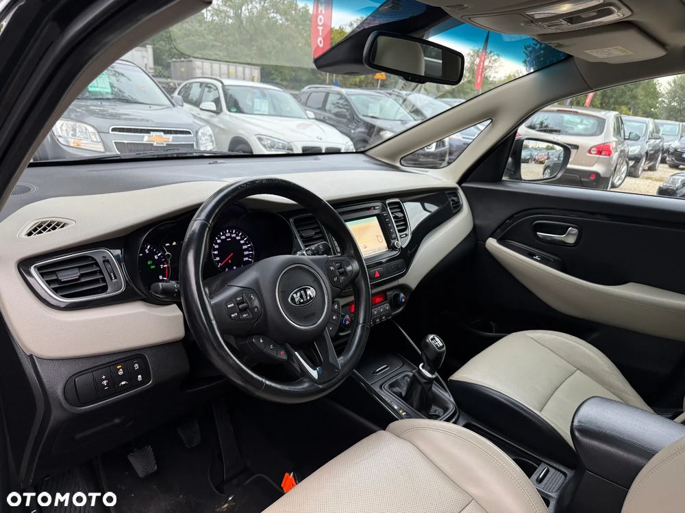Kia Carens 1.6 GDI M - 35