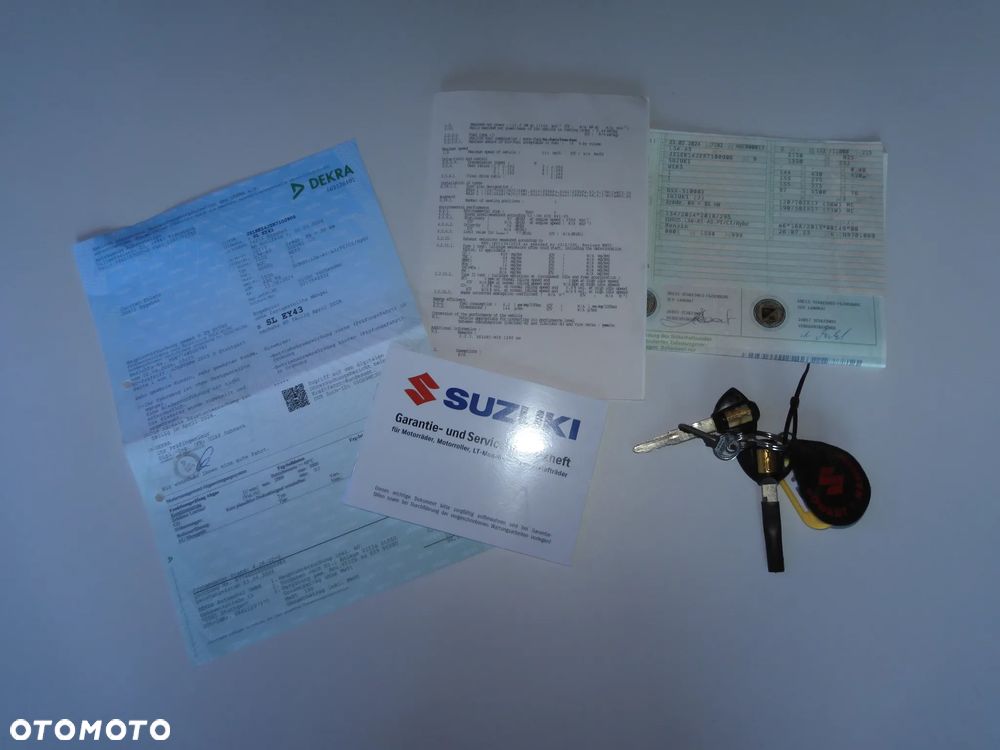 Suzuki GSX - 38