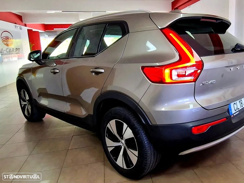 Volvo XC 40 1.5 T2 Momentum Plus Geartronic - 30