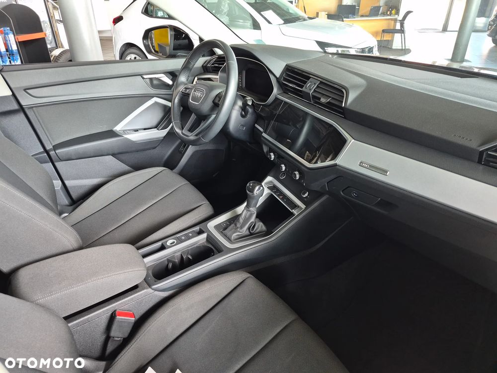 Audi Q3 35 TDI S tronic - 10