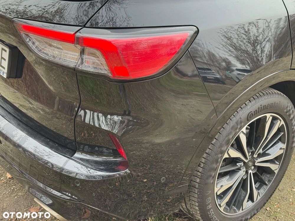 Ford Kuga 1.5 EcoBoost FWD ST-Line X - 37