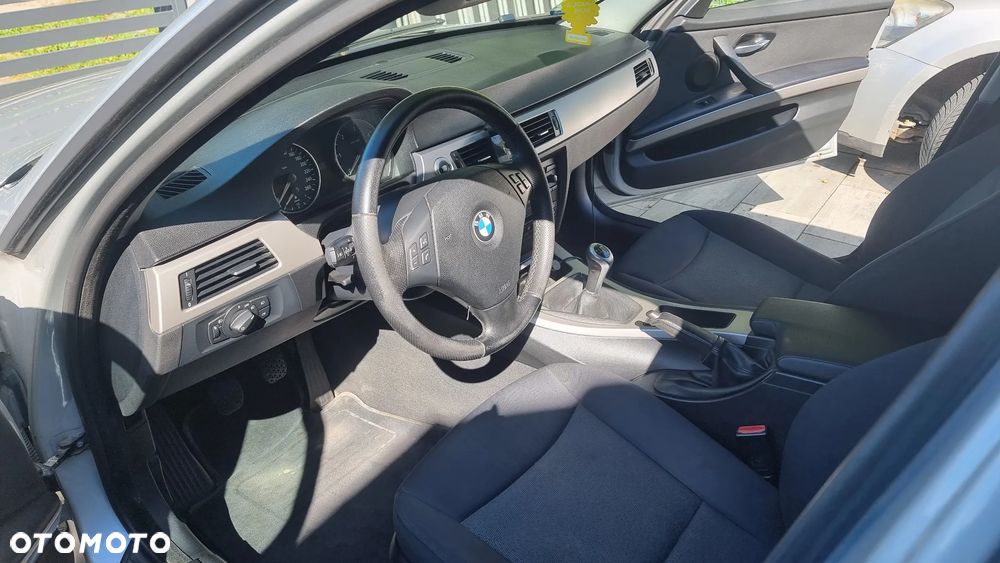 BMW Seria 3 320d DPF - 15