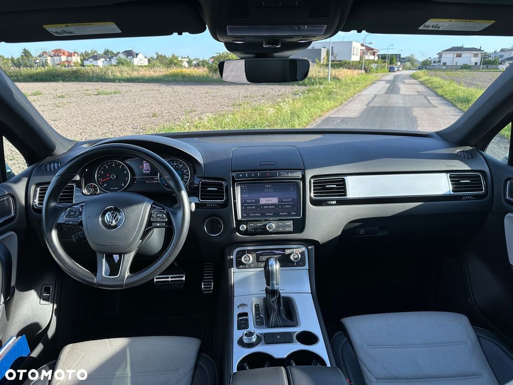 Volkswagen Touareg - 13