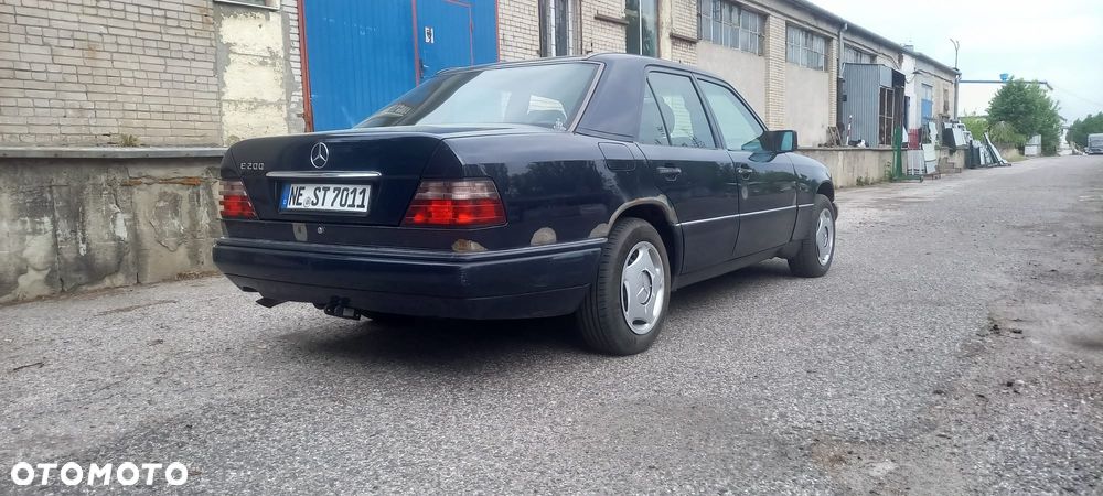 Mercedes-Benz Klasa E - 2