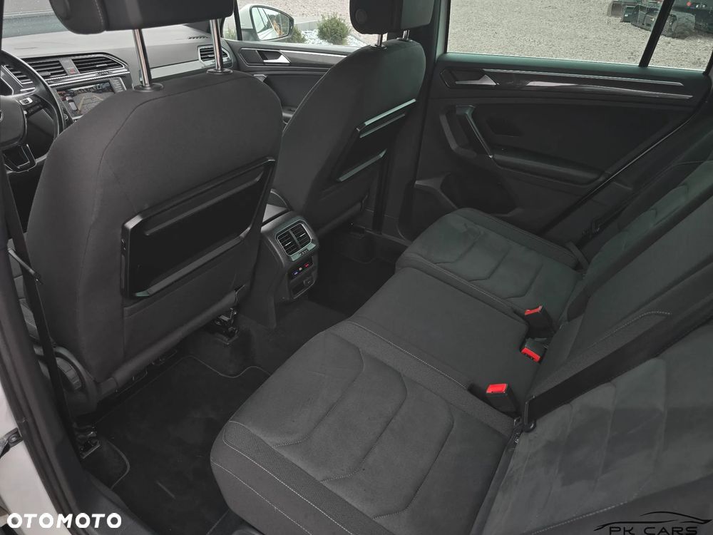 Volkswagen Tiguan 2.0 TDI SCR R-Line - 34