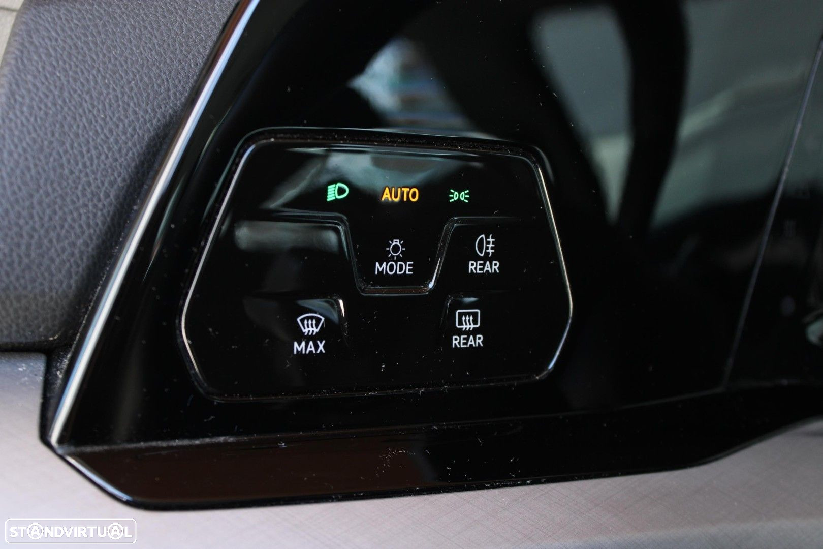 VW Golf Variant 1.5 eTSI Life DSG - 31