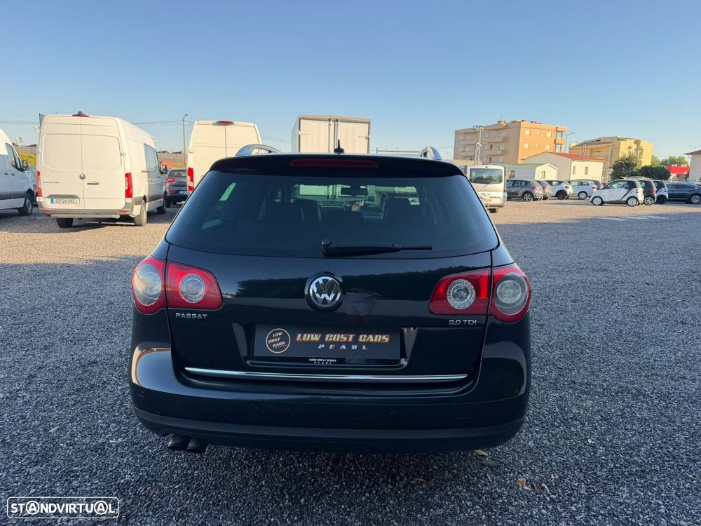VW Passat 2.0 TDI 4M Confortline - 11