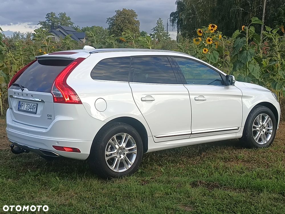 Volvo XC 60 D5 AWD Summum - 3