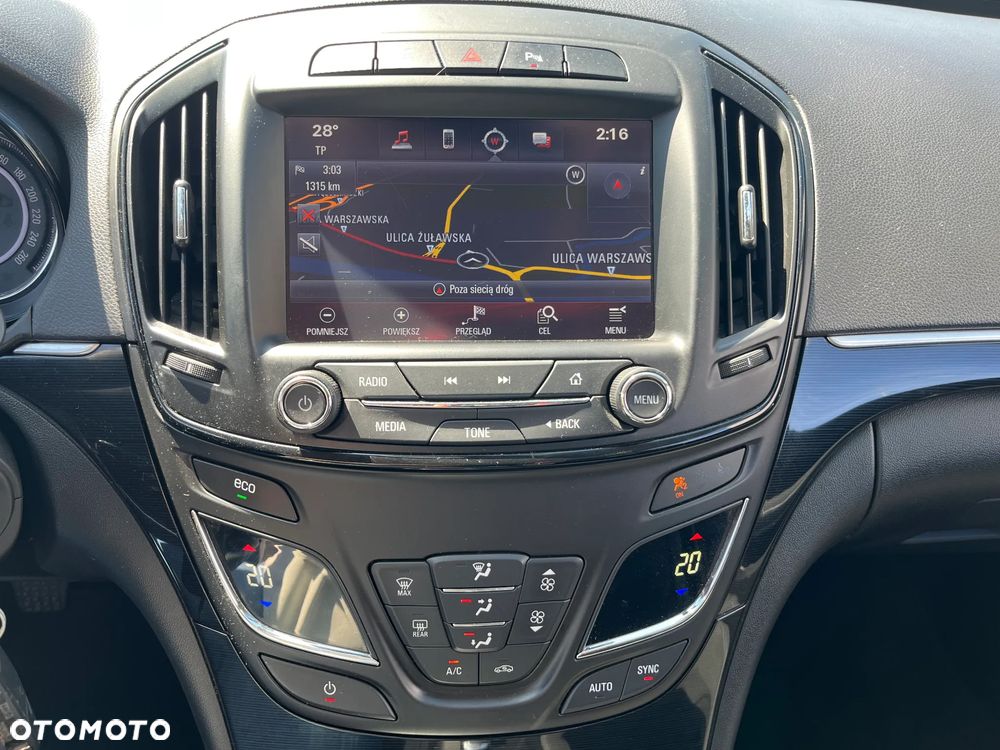 Opel Insignia - 22