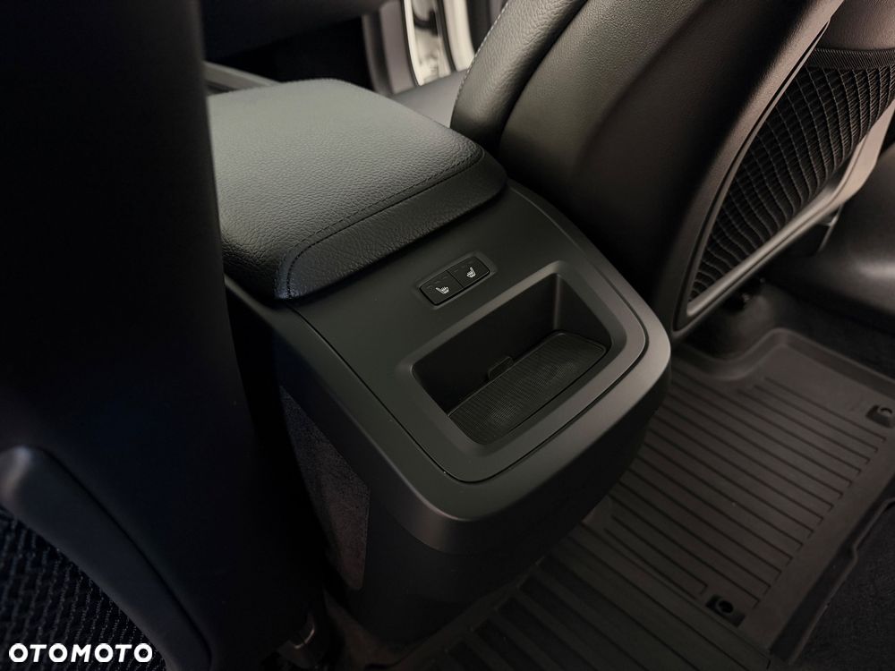 Volvo XC 60 - 32