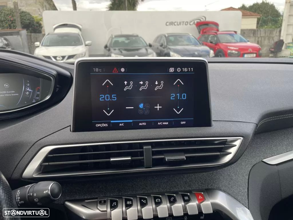 Peugeot 3008 1.5 BlueHDi GT Line EAT8 - 28