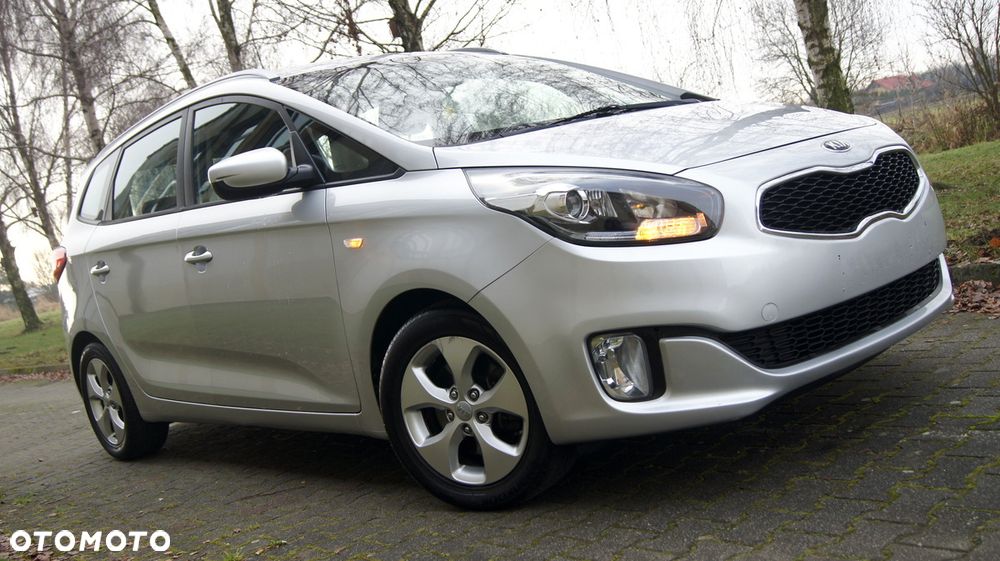 Kia Carens 1.6 GDI M - 16