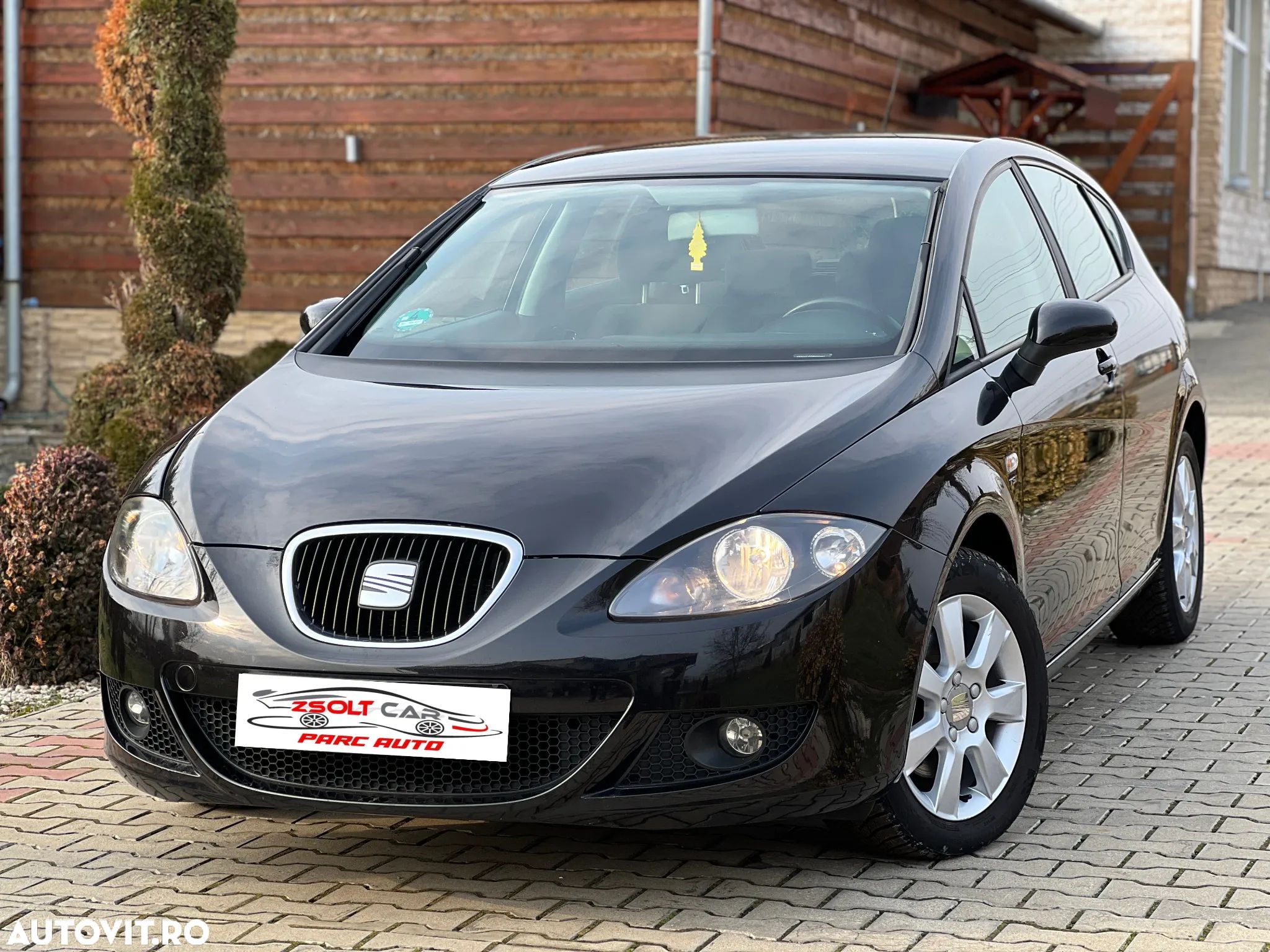 Seat Leon 1.4 TFSi Sport-Up - 1