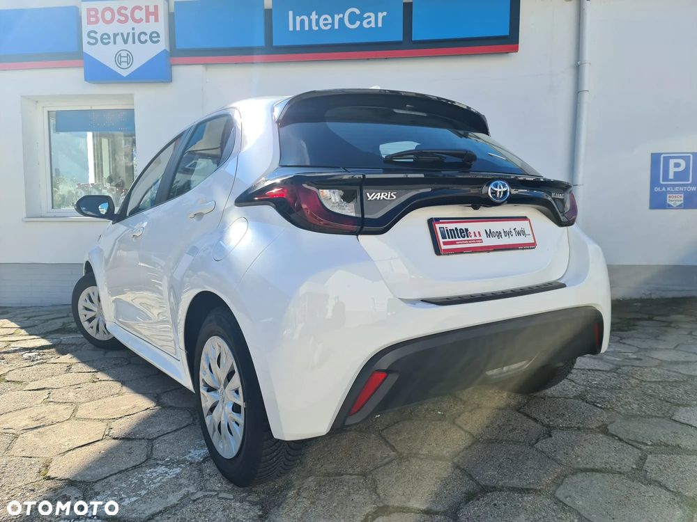 Toyota Yaris Hybrid 1.5 VVT-i - 14