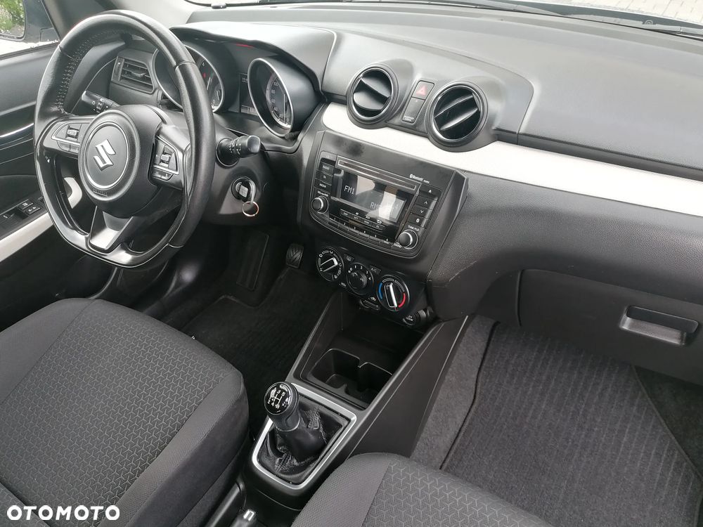 Suzuki Swift 1.2 Dualjet SHVS Premium - 11