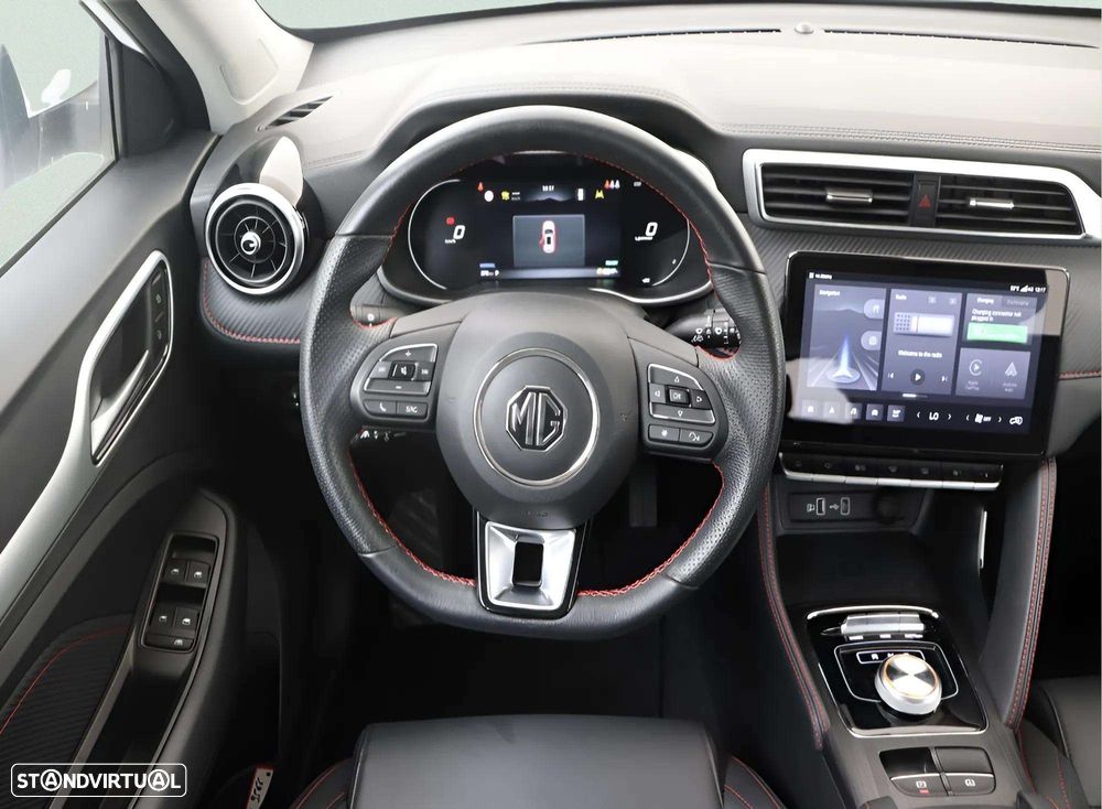MG ZS EV 72.6 kWh Luxury OBC 11 kW - 20