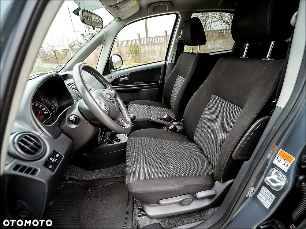 Suzuki SX4 - 18