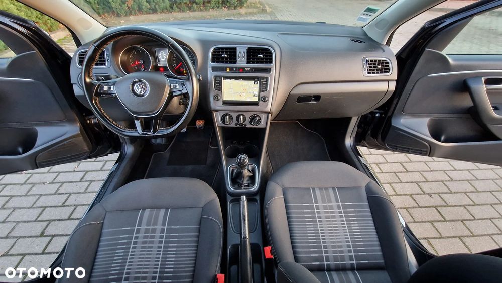 Volkswagen Polo 1.2 TSI Blue Motion Technology Lounge - 14