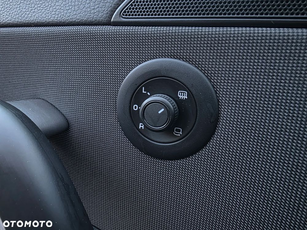 Volkswagen Scirocco 1.4 TSI BlueMotion Technology Club - 34