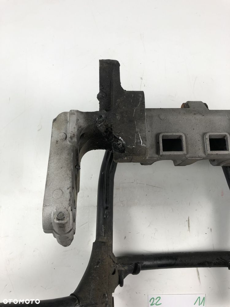 Triumph Street Triple 675 07-11 nóżka centralna - 14