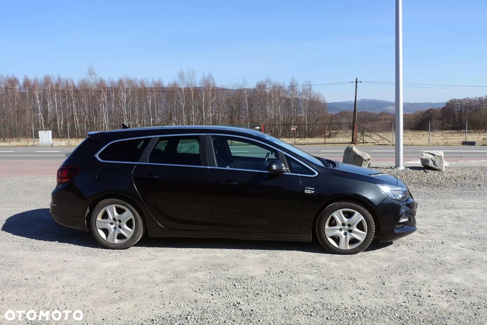 Opel Astra 2.0 BiTurbo CDTI DPF ecoFLEX SportsTourer St - 4