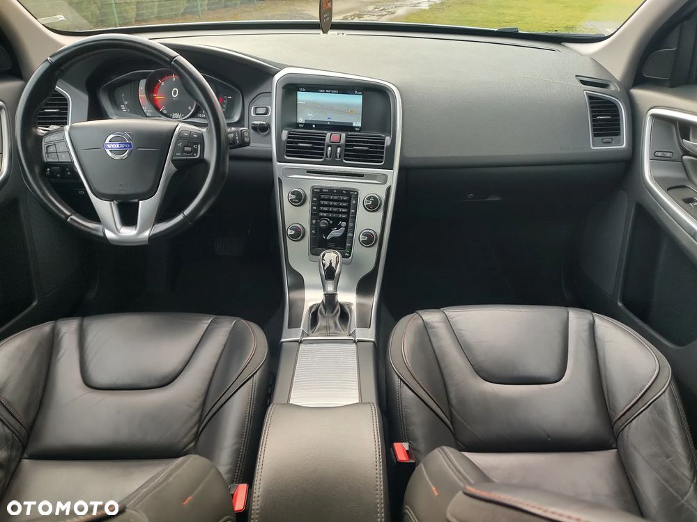 Volvo XC 60 D3 Geartronic Ocean Race - 12