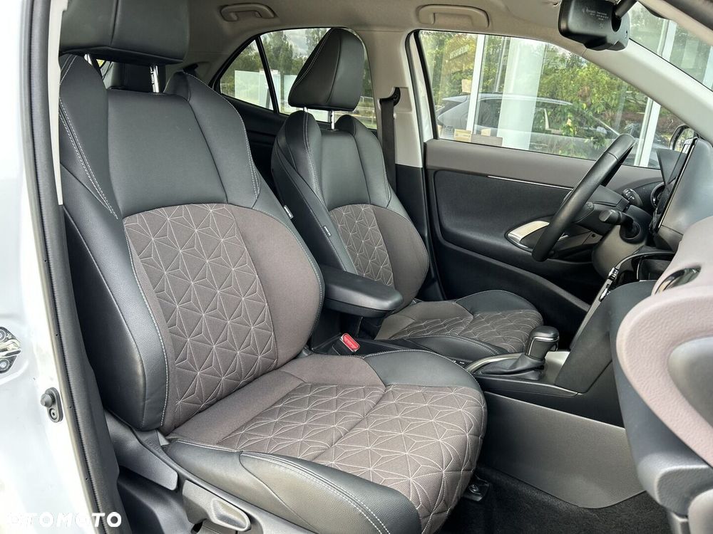 Toyota Yaris Cross - 10